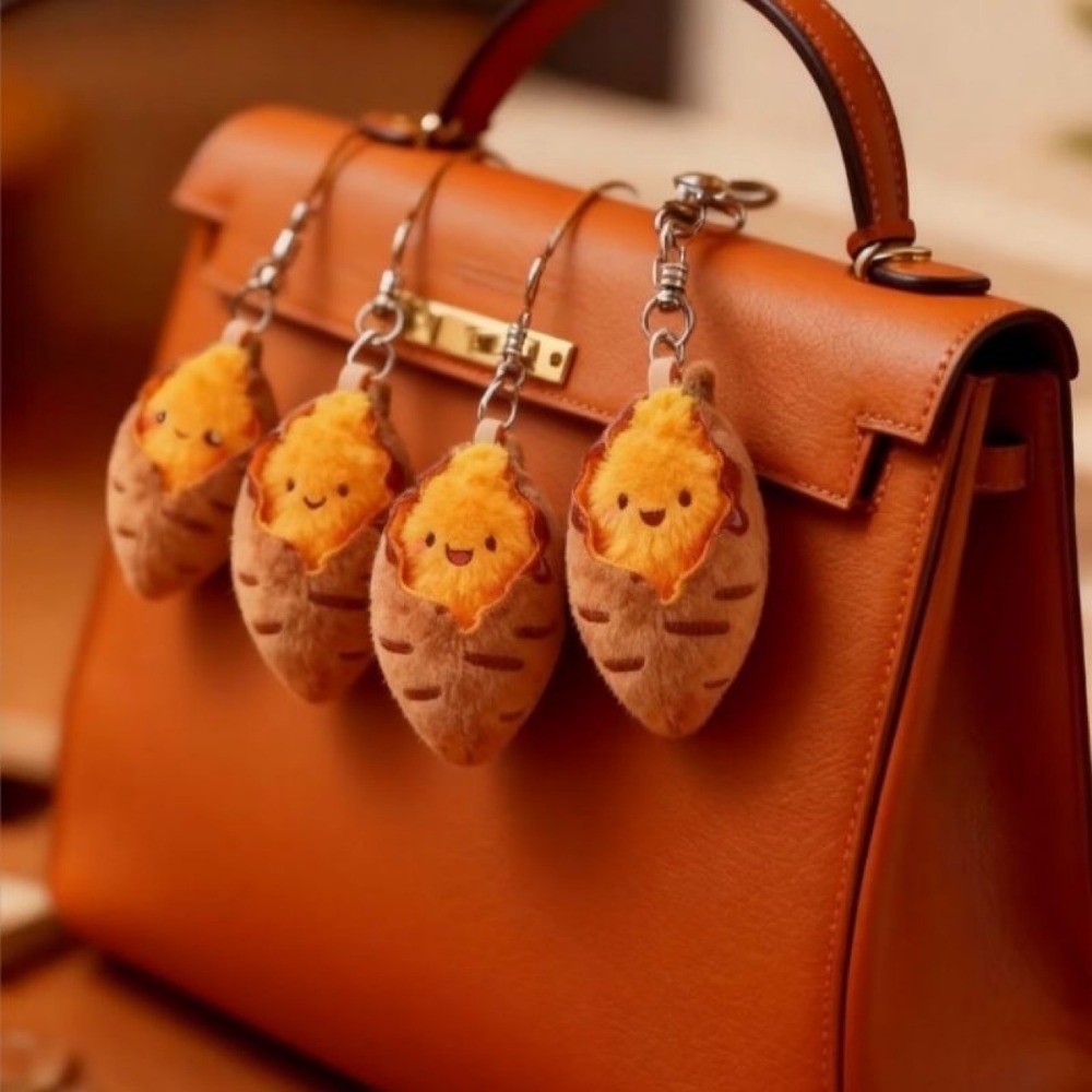 ❄️預購❄️可愛烤蜜薯毛絨玩偶鑰匙圈 烤番薯吊飾 烤地瓜吊飾 包包吊飾 鑰匙圈 掛件 包包吊飾 書包吊飾 烤地瓜 烤蜜蕃-細節圖4