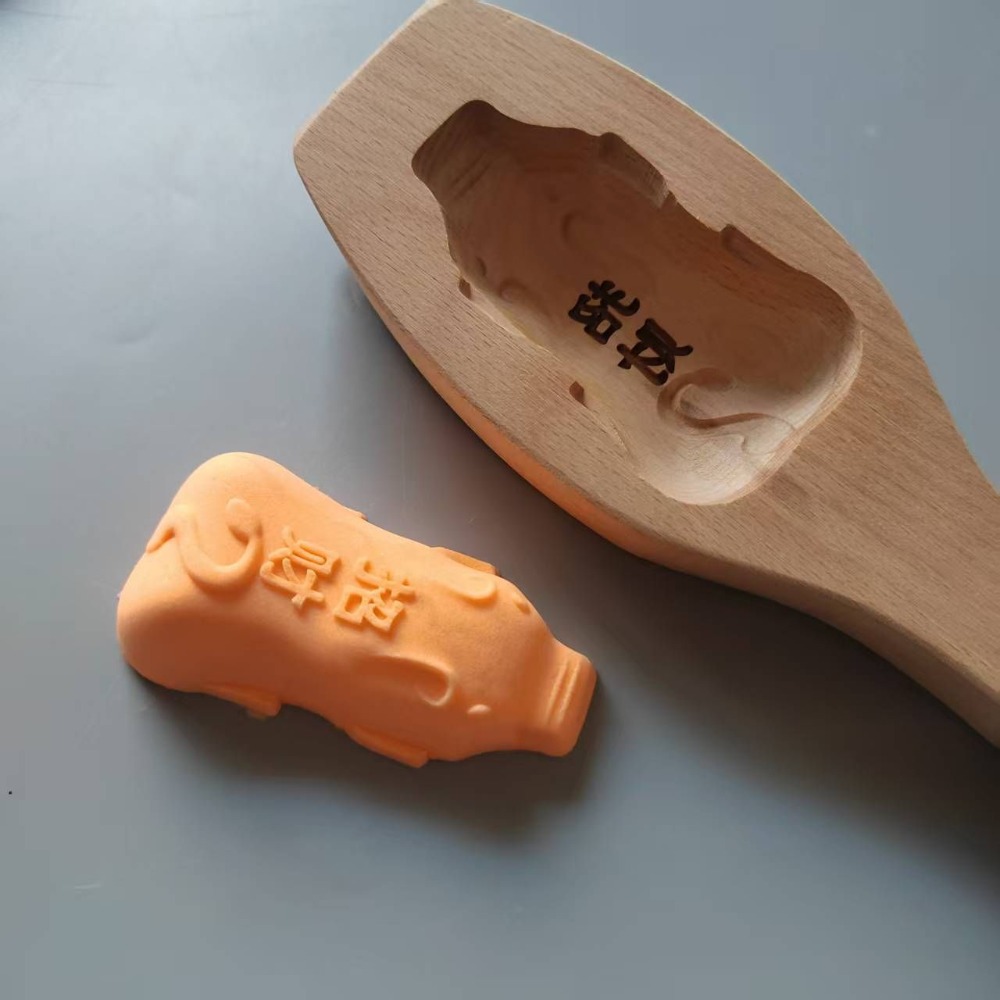 ❄️預購❄️木質櫸木小豬月餅模 木質小豬米糕點麵食模具 加厚立體小豬仔月餅印 月餅模 烘焙用具 立體小豬模 包子饅頭模具-規格圖1