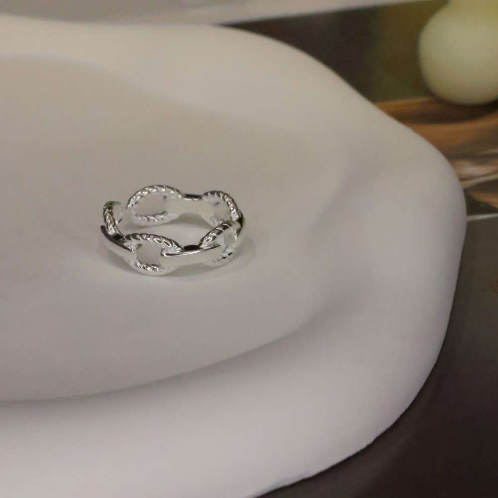 ⚡台灣快速出貨⚡𝐌𝐬. 𝐌𝐢𝐚𝐨 麻花編織戒指【AD100040】-細節圖3