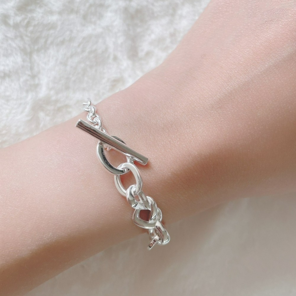 ⚡台灣快速出貨⚡𝐌𝐬. 𝐌𝐢𝐚𝐨 扭結愛心OT扣手鍊【AM3007710】-細節圖4