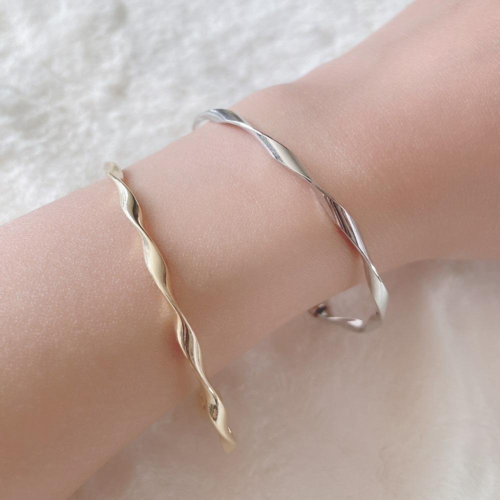 ⚡台灣快速出貨⚡𝐌𝐬. 𝐌𝐢𝐚𝐨 金屬翻轉手環【AG300810】-細節圖2