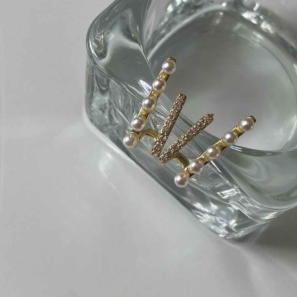 ⚡台灣快速出貨⚡𝐌𝐬. 𝐌𝐢𝐚𝐨 雙排鑲鑽珍珠耳環【AD200182】-細節圖2