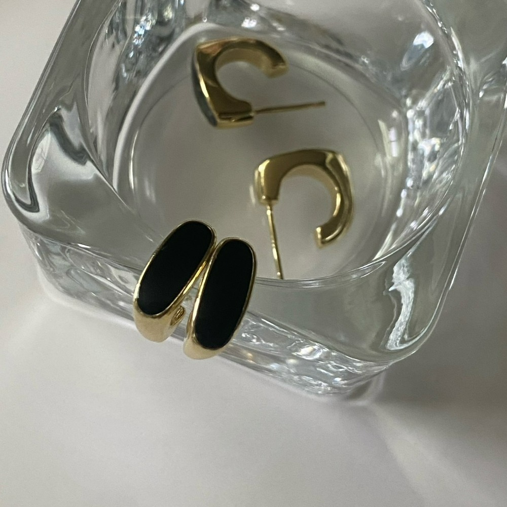 ⚡台灣快速出貨⚡𝐌𝐬. 𝐌𝐢𝐚𝐨 高級黑金復古耳環【AD200272】-細節圖2