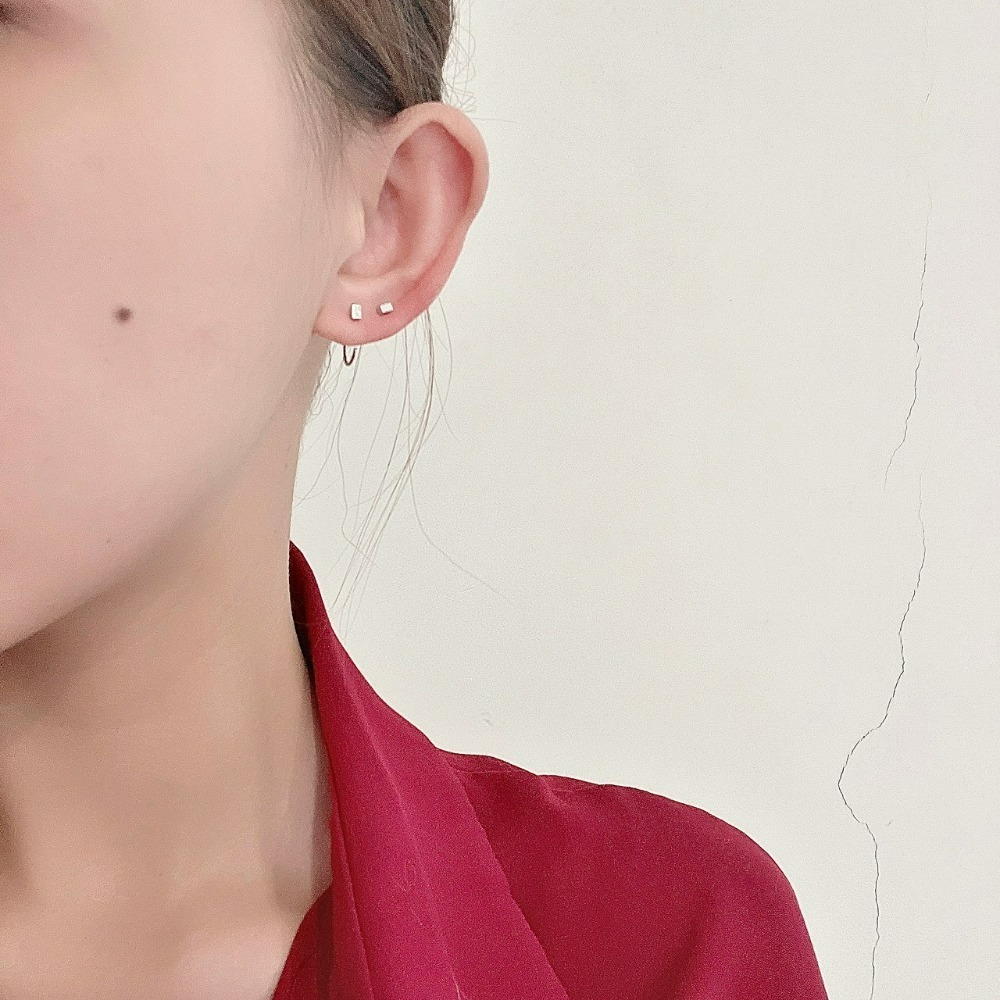 ⚡台灣快速出貨⚡𝐌𝐬. 𝐌𝐢𝐚𝐨 日常小方塊免耳塞圈圈耳環【AB200421】-細節圖3