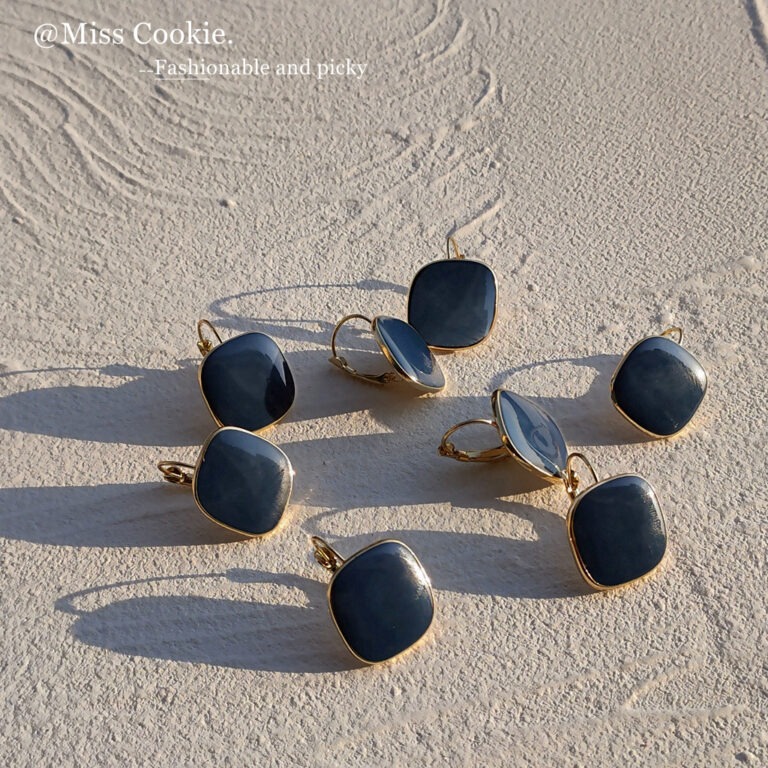 現貨秒出🚀Le bonheur 氣質風藍色復古耳釘[925銀針]-細節圖3