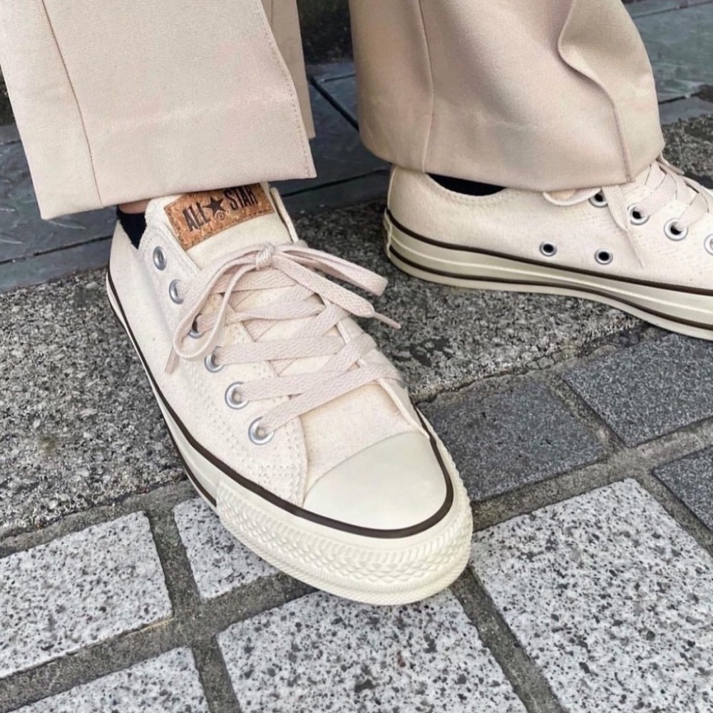 (現貨出清) 日本限定 Converse 日系清新軟木塞標 高/低筒帆布鞋-細節圖2