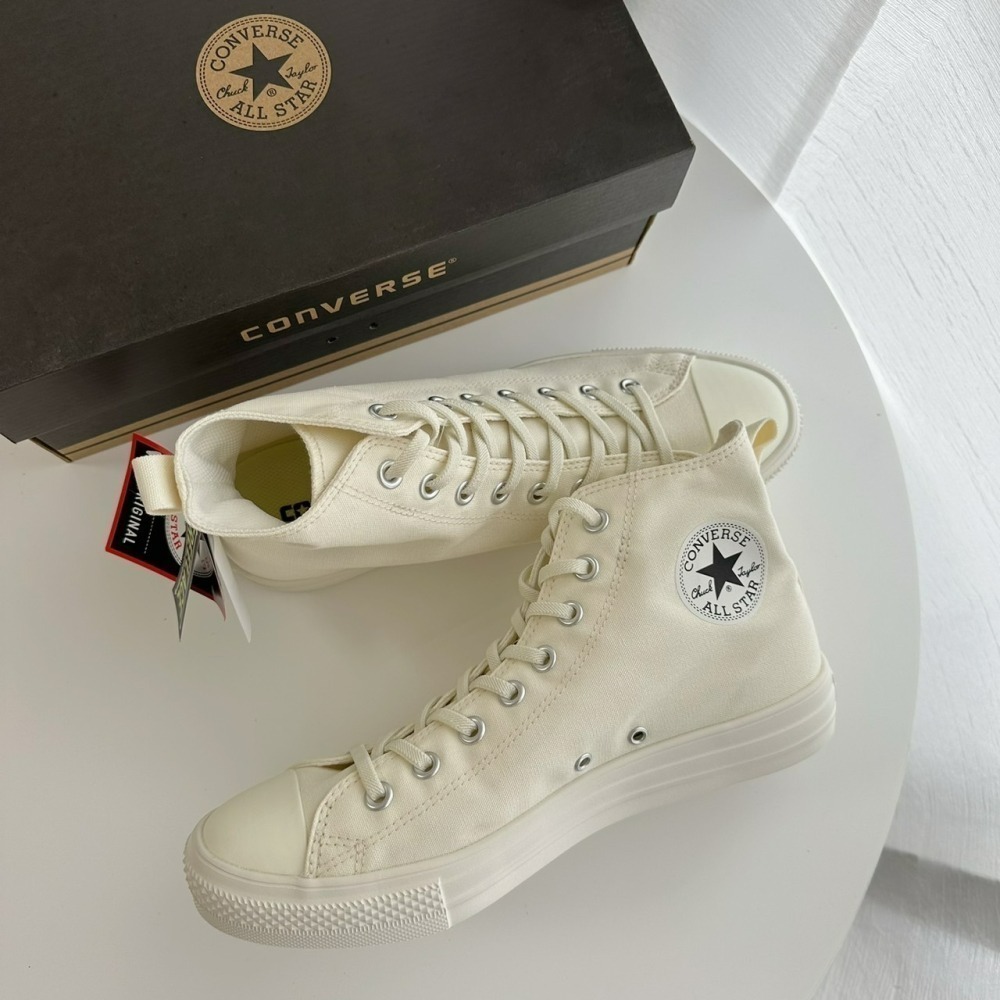 (現貨出清) 日本 Converse 店鋪限定款 輕量系列帆布鞋 高/低筒 男碼-細節圖3