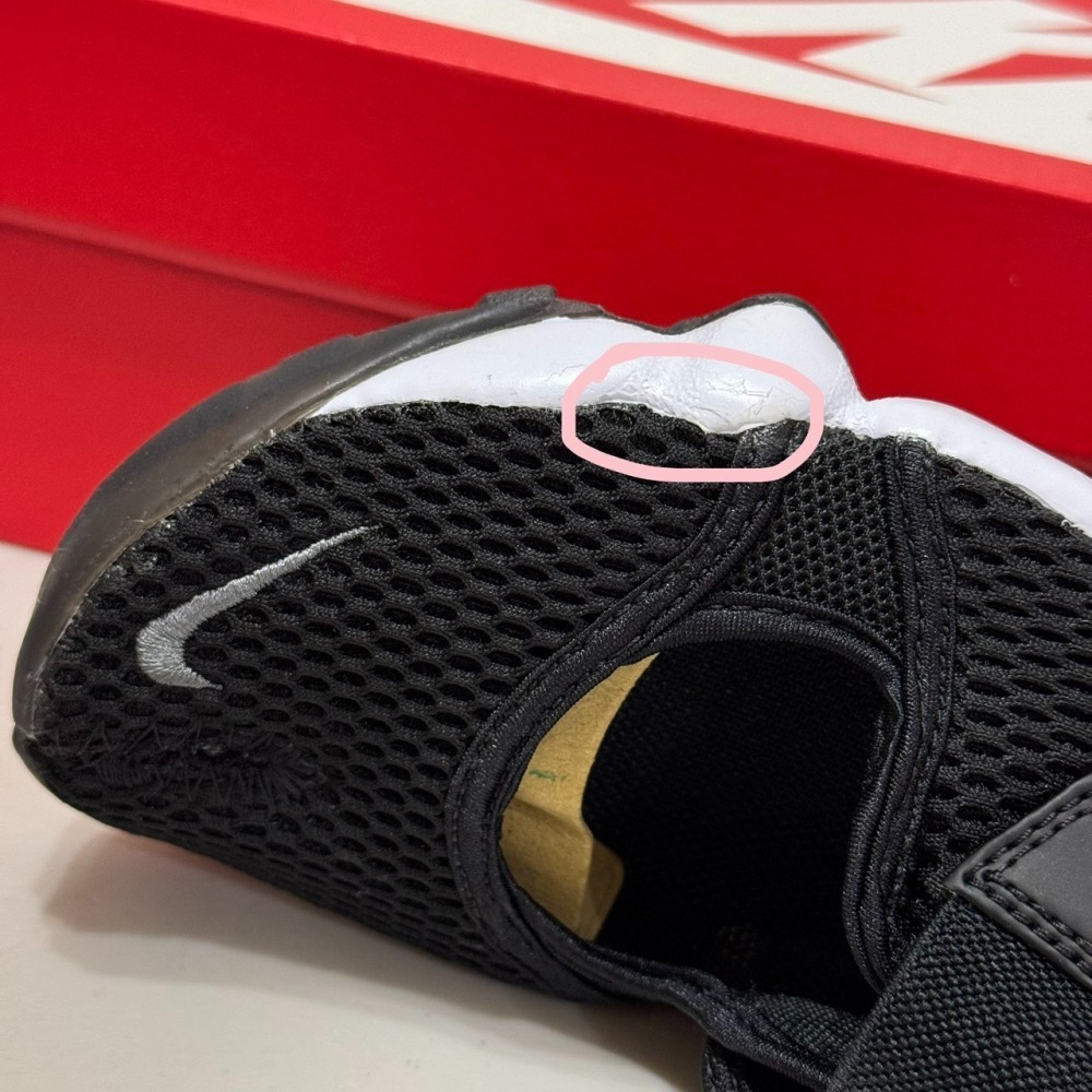 (小瑕疵出清) Nike air rift 忍者鞋 黑色 尺寸24.5  (NO.12)-細節圖3