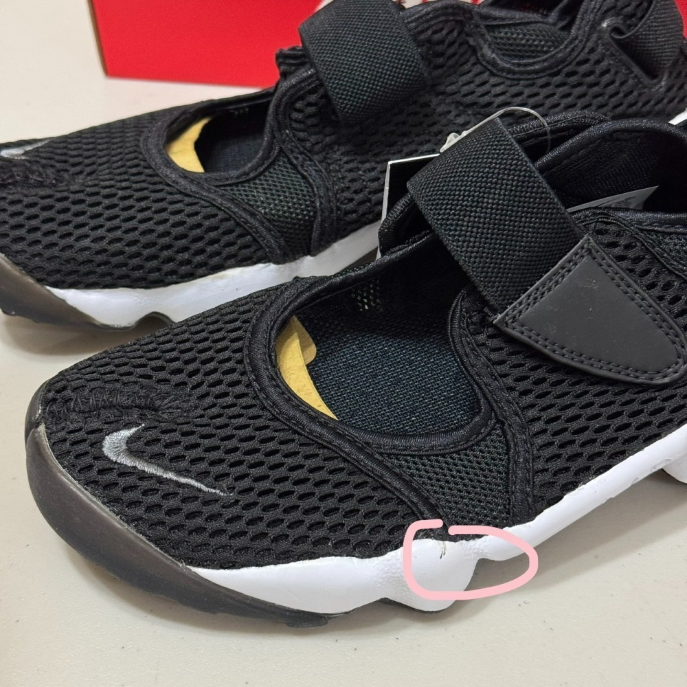 (小瑕疵出清) Nike air rift 忍者鞋 黑色 尺寸24.5  (NO.12)-細節圖7