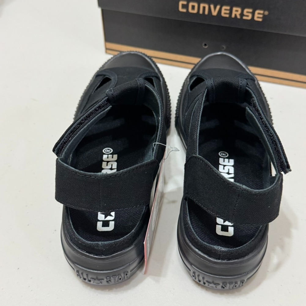 (現貨出清)) Converse 輕量系列羅馬涼鞋 黑-細節圖5