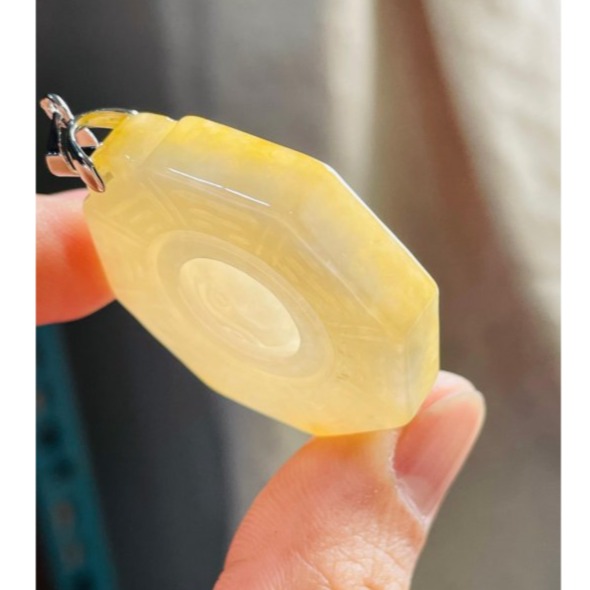 天然A貨緬甸玉 冰潤金黃雙彩太極八卦翡翠玉墜 起冰黃霧層成色飽和油亮 帶細潤純色白冰肉-細節圖6