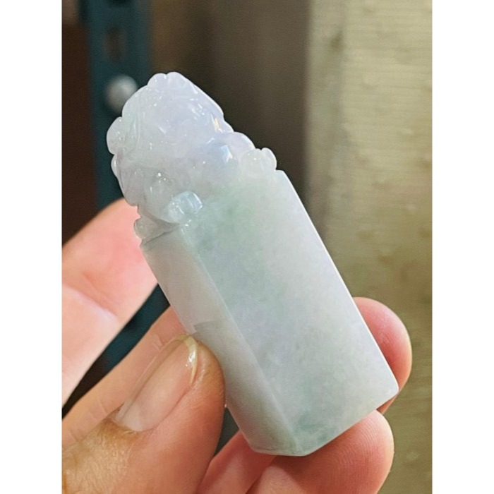 天然A貨緬甸玉 冰潤飄花手工雕招財貔貅翡翠印章/方印/私章 扎實底妝 清爽飄花 圓滾福氣貔貅-細節圖3