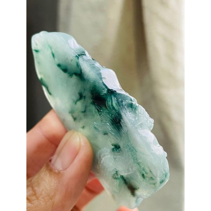 天然A貨緬甸玉 冰膠藍飄花龍騰四海翡翠龍牌 滿色膠底 漂亮藍花飄多 雙拋工 龍首霸氣沖天-細節圖5