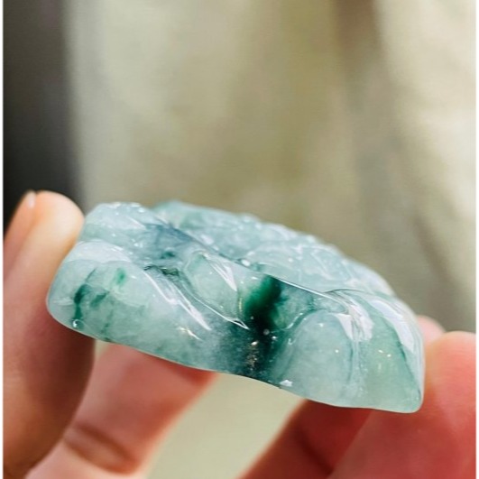 天然A貨緬甸玉 冰膠藍飄花龍騰四海翡翠龍牌 滿色膠底 漂亮藍花飄多 雙拋工 龍首霸氣沖天-細節圖6