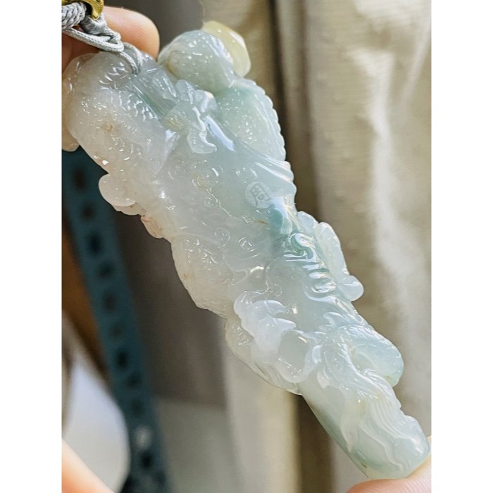 天然A貨緬甸玉 冰膠飄花灑金360度環繞大師雕神龍回首步步高升翡翠龍柱 絕美瑪瑙膠底 附台證 大師證 藏盒-細節圖2