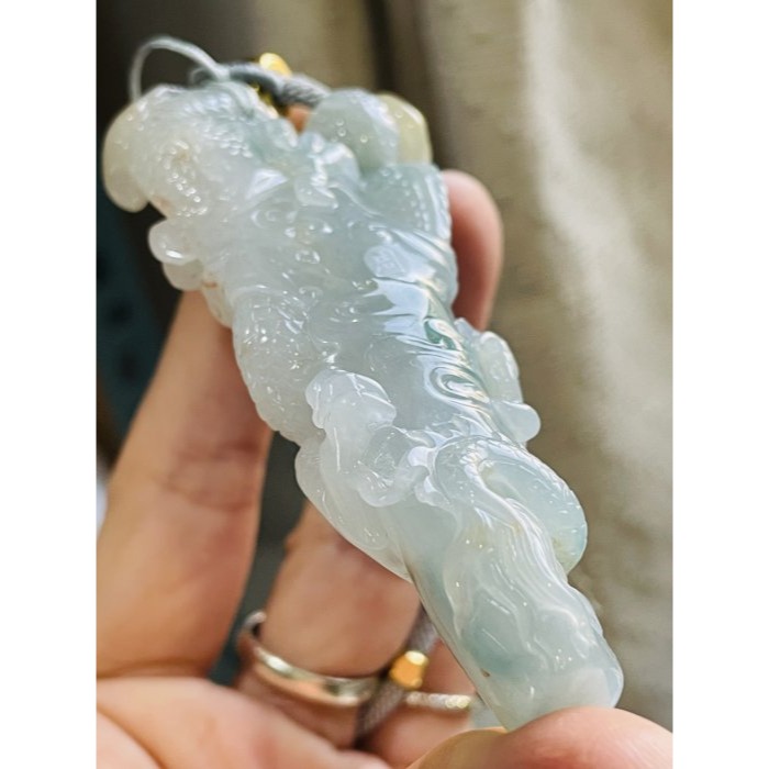 天然A貨緬甸玉 冰膠飄花灑金360度環繞大師雕神龍回首步步高升翡翠龍柱 絕美瑪瑙膠底 附台證 大師證 藏盒-細節圖3