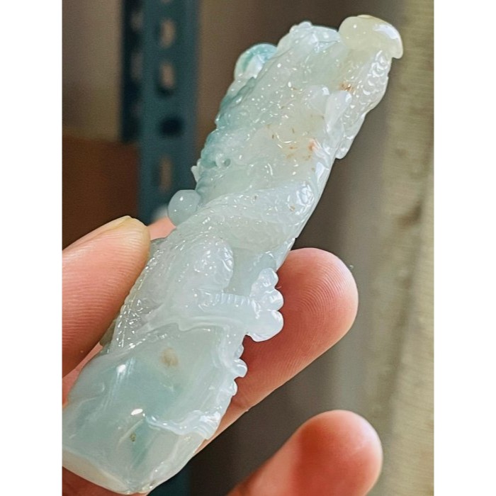 天然A貨緬甸玉 冰膠飄花灑金360度環繞大師雕神龍回首步步高升翡翠龍柱 絕美瑪瑙膠底 附台證 大師證 藏盒-細節圖5