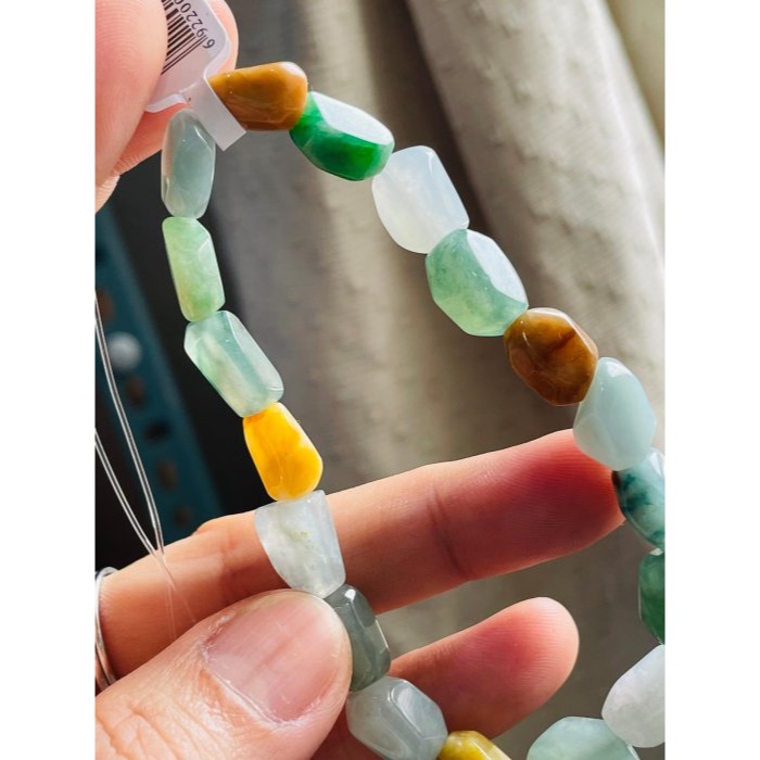 天然A貨緬甸玉 冰潤辣色多寶隨形珠翡翠手串/手鍊 手圍17cm 顆顆起冰色艷 紅黃陽綠飄花晴水白冰-細節圖3