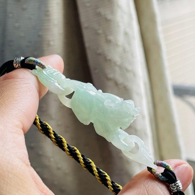 天然A貨緬甸玉 冰潤果綠同心扣立體貔貅翡翠手牌/手鍊 無限制手圍 膠潤種好帶色 上手立體亮眼-細節圖2