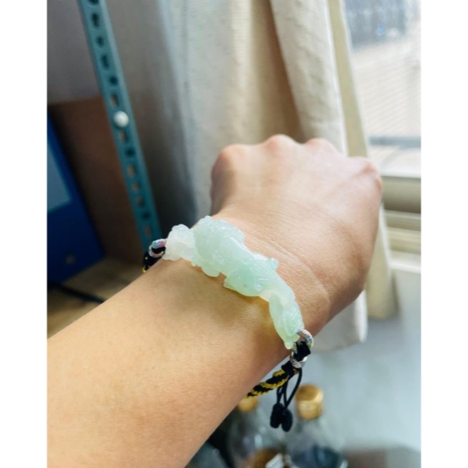 天然A貨緬甸玉 冰潤果綠同心扣立體貔貅翡翠手牌/手鍊 無限制手圍 膠潤種好帶色 上手立體亮眼-細節圖7