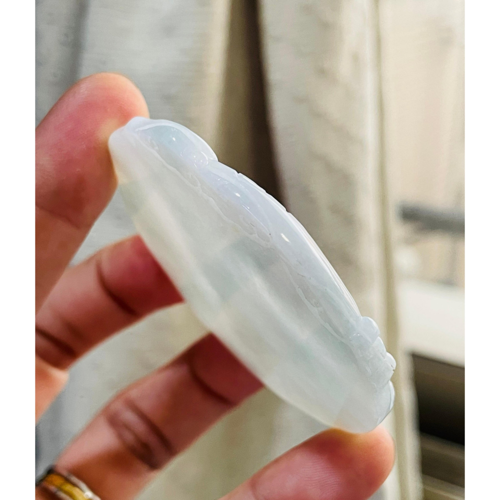 隨緣福德價~天然A貨緬甸玉 細潤亮藍綠普賢菩薩觀音翡翠佛牌 色滿勻稱 厚度足透手影 法像清晰-細節圖7