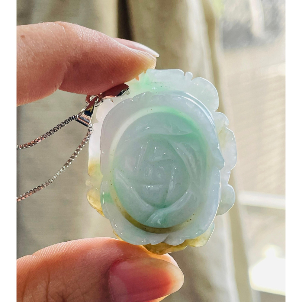 天然A貨緬甸玉 細潤小三彩花手工雕富貴花開翡翠玉墜/手牌 細肉無晶體 粉嫩白綠帶茶黃-細節圖6