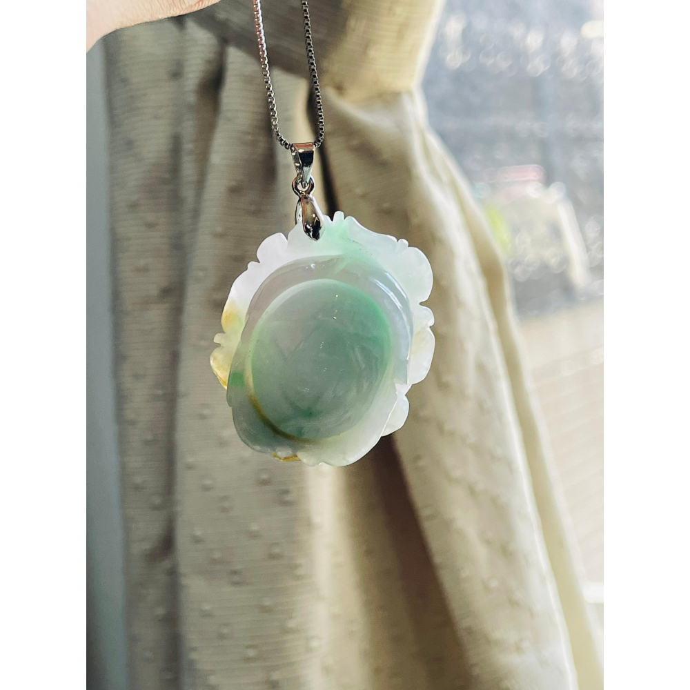 天然A貨緬甸玉 細潤小三彩花手工雕富貴花開翡翠玉墜/手牌 細肉無晶體 粉嫩白綠帶茶黃-細節圖7