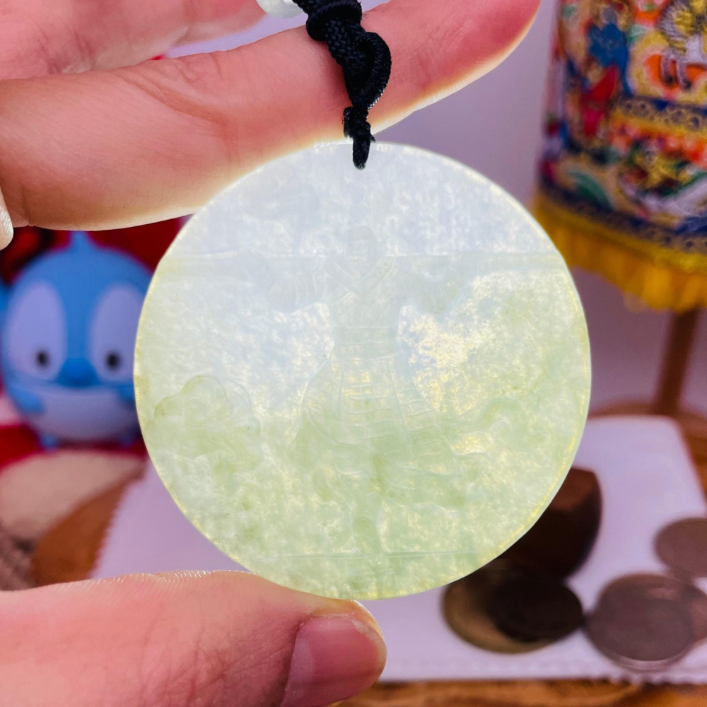 天然A貨緬甸玉 冰半山水色意境雕齊天大聖/大勝歸來翡翠玉牌 油青白冰色分明 一刀切圓牌-細節圖8