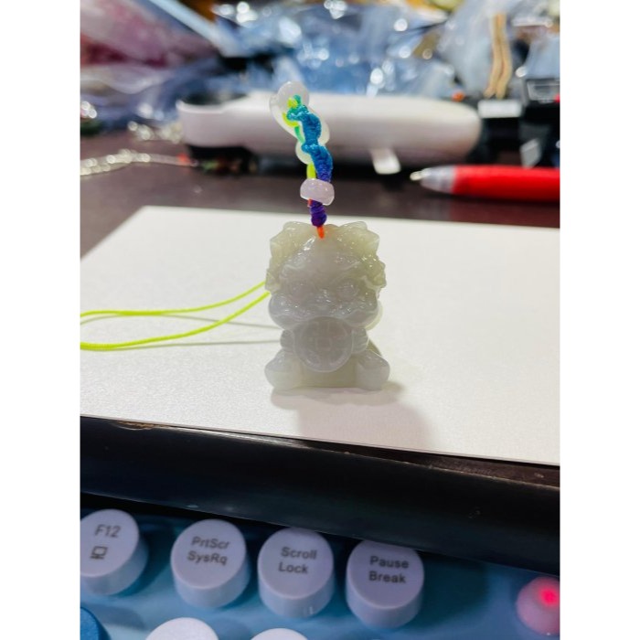 天然A貨緬甸玉 膠潤雪梨黃全立體雕招財吞金獸翡翠包掛/小擺 吞金千億只進不出-細節圖9