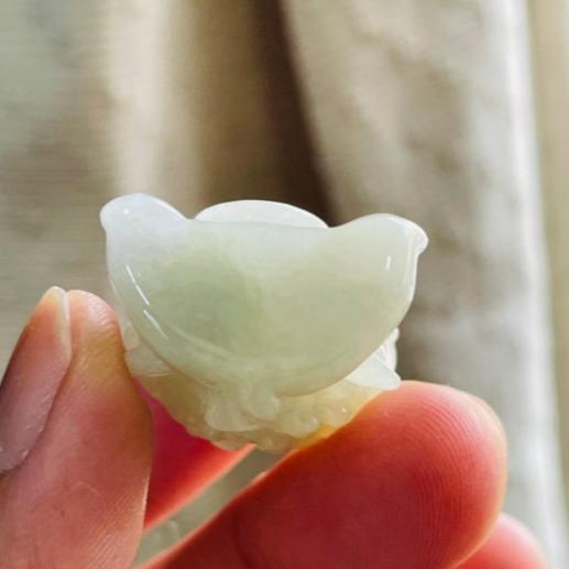 天然A貨緬甸玉 膠潤雪梨黃全立體雕招財吞金獸翡翠玉墜/小擺 吞金千億只進不出-細節圖6