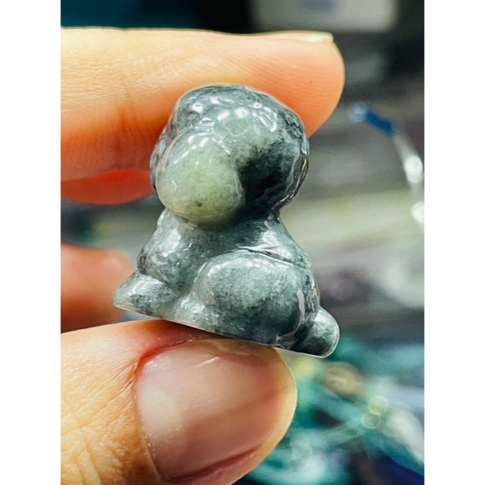 天然A貨緬甸玉 溫潤烏雞全立體泰迪翡翠小擺/掛件 全黑貴賓犬 俏萌臉-細節圖9