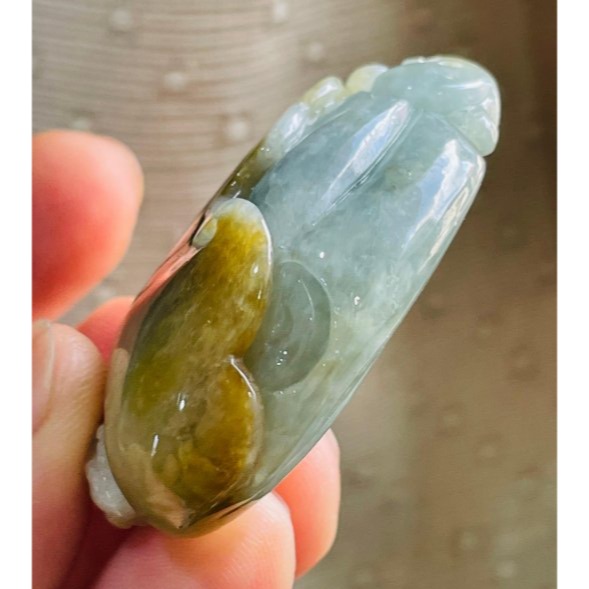 迎新結緣價~天然A貨緬甸玉 溫潤糖黃加綠手工雕福祿雙全翡翠玉墜 起冰黃霧包滿色肉 荷葉蓮蓬呱呱好寓意-細節圖4