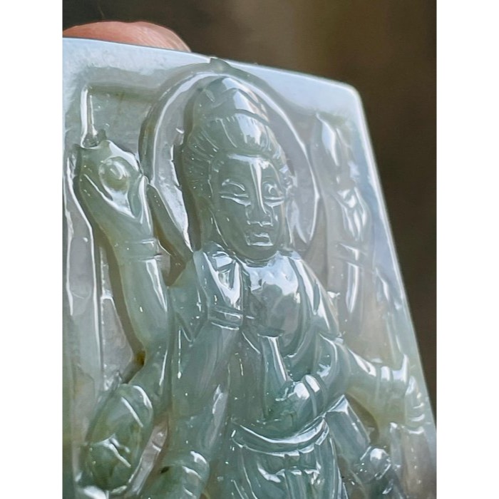 隨緣福德價~天然A貨玉 膠潤危藍小三彩八臂觀音翡翠佛牌 黃藍白色多彩芙蓉膠底 方正牌形-細節圖3