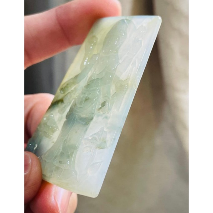 隨緣福德價~天然A貨玉 膠潤危藍小三彩八臂觀音翡翠佛牌 黃藍白色多彩芙蓉膠底 方正牌形-細節圖4