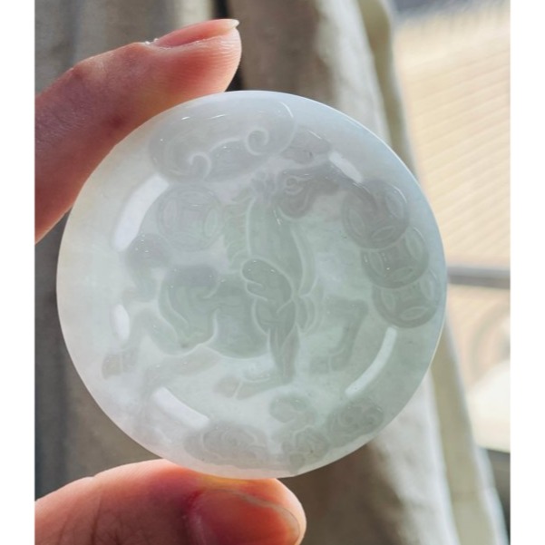 天然A貨緬甸玉 細潤粉春彩馬到成功翡翠馬牌 細肉粉嫩紫綠滿色 完美鐲心一刀切牌形-細節圖7