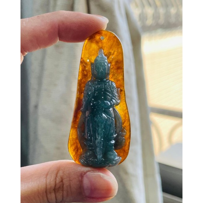 天然A貨緬甸玉 老坑冰紅俏晴藍手工巧雕韋馱菩薩翡翠佛牌 老熟冰紅霧為底 冰油青俏雕偉陀 精開法像 紅綠色滿分明-細節圖8