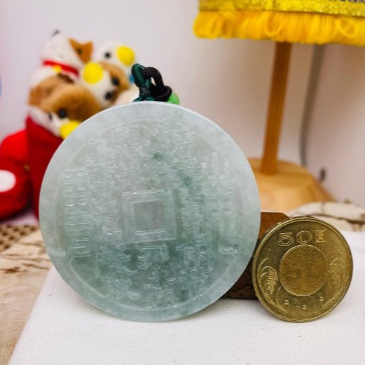 天然A貨緬甸玉 冰潤飄花太上老君急急如律令翡翠八卦玉牌 透手影膠潤底庄 雙面雕 有份量請留意尺寸-細節圖3