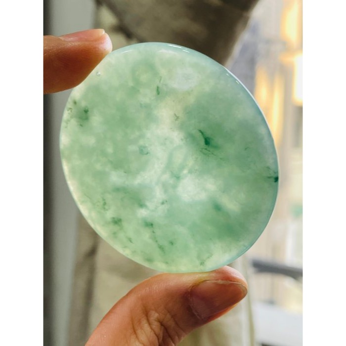 天然A貨緬甸玉 老坑冰湖綠帶飄花春風楊柳翡翠山水牌 滿綠底色 飄滿靈動藍綠花 完美一刀冰綠料-細節圖7