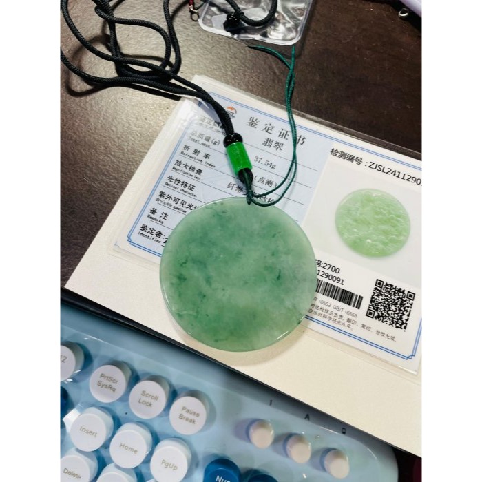 天然A貨緬甸玉 老坑冰湖綠帶飄花春風楊柳翡翠山水牌 滿綠底色 飄滿靈動藍綠花 完美一刀冰綠料-細節圖11