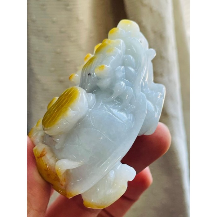 天然A貨緬甸玉 溫潤金黃雙彩手工巧雕代代相傳黃金龍龜翡翠襬件 細潤淡底色肉 黃霧巧雕帶子龍龜-細節圖4