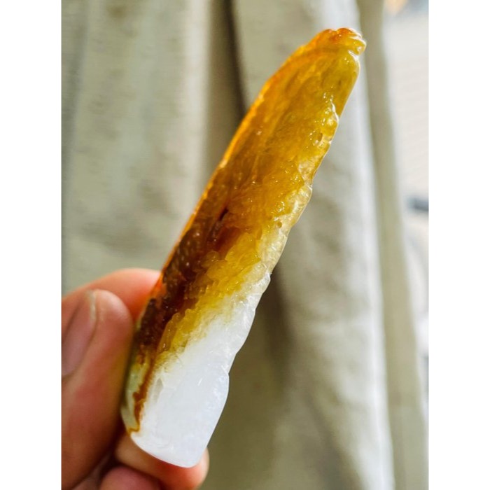 天然A貨緬甸玉 老坑漸變紅三彩手工雙面雕聽雨觀雲翡翠山水牌 起冰過底橘紅老紅 帶分明白冰淡綠 附台証-細節圖5