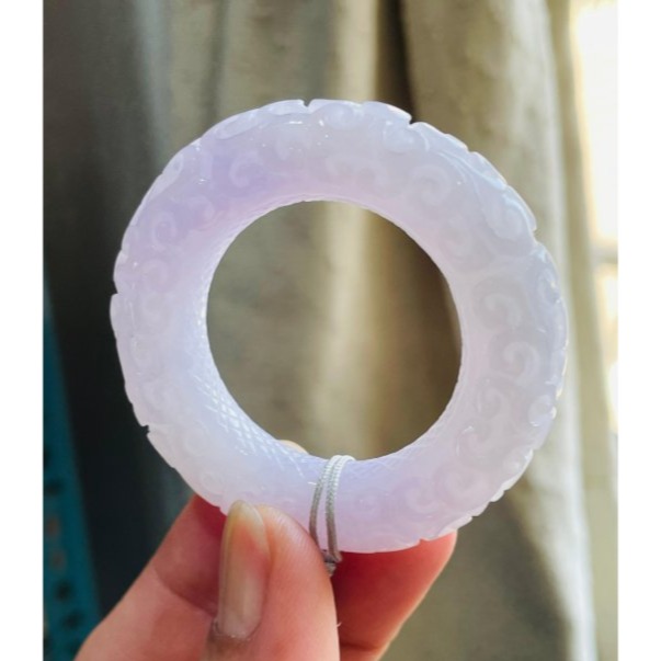 天然A貨緬甸玉 冰潤櫻花手工回紋雕大甜甜圈翡翠玉墜 起冰細膩滿色粉嫩紫 走兩抹亮紫 厚條過底色不失-細節圖7
