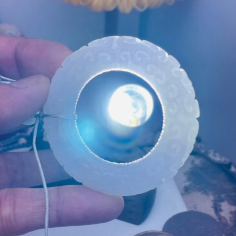 天然A貨緬甸玉 冰潤櫻花手工回紋雕大甜甜圈翡翠玉墜 起冰細膩滿色粉嫩紫 走兩抹亮紫 厚條過底色不失-細節圖9