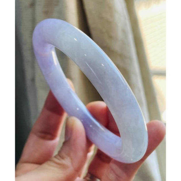天然A貨緬甸玉 冰潤亮紫俏綠圓條翡翠圓骨鐲56 18圍 濃郁亮紫帶淡綠 大器厚裝粗條 附台証-細節圖6