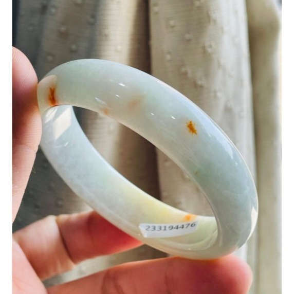 天然A貨緬甸玉 細潤橘紅桂花糕灑金寬條翡翠平安鐲57 18圍 扎實細肉淡綠底色 帶鮮豔灑金-細節圖2