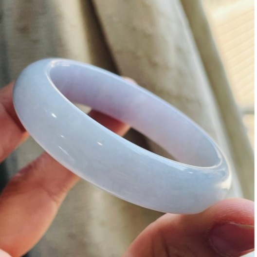 天然A貨緬甸玉 細潤雙色紫滿色寬條翡翠貴妃鐲51.8 16圍 細膩無晶體粉紫過渡藍紫 色淡過底色滿能見色-細節圖4