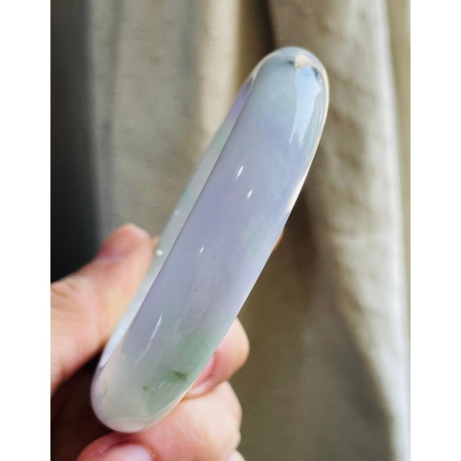 天然A貨緬甸玉 細潤粉春彩帶飄花厚條翡翠平安鐲56 18圍 無晶體細肉底妝 亮紫粉綠 粉嫩春天色系-細節圖5