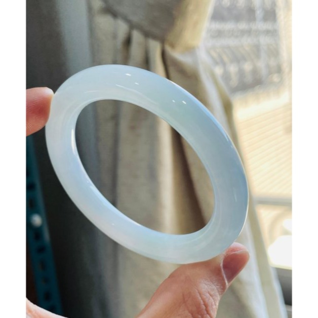 天然A貨緬甸玉 冰膠水藍滿色圓條翡翠圓骨鐲53.8 17.5圍 芙蓉膠底好水頭 完美粗條能見色 附台証-細節圖2