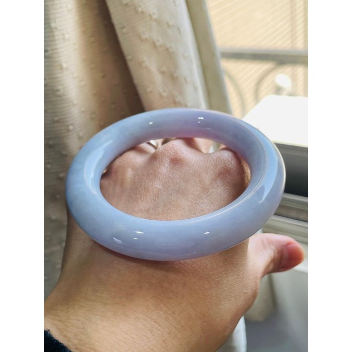 天然A貨緬甸玉 細潤粉紫俏綠粗圓條翡翠圓骨鐲56.4 18.5圍 細肉粉嫩紫滿色  綠淡若隱若現 完美粗條不跑色 附台証-細節圖8