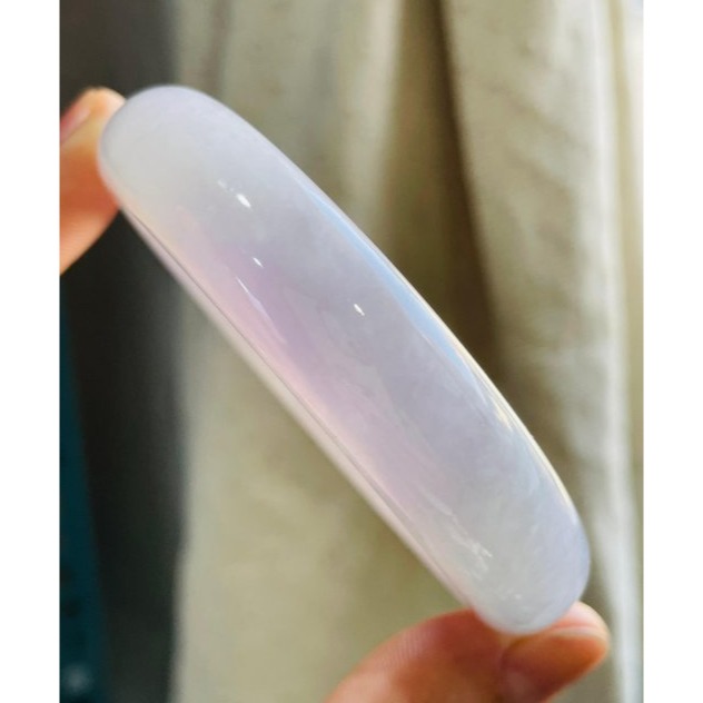 天然A貨緬甸玉 冰潤櫻花紫厚條翡翠平安鐲58.5 19圍 透光乾淨白底帶抹粉紫 漂亮寬版正圈手鐲-細節圖5